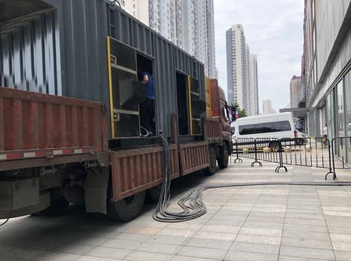 乌什冷却液不足的情况下如何检查柴油发电机组？